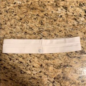 White lululemon headband